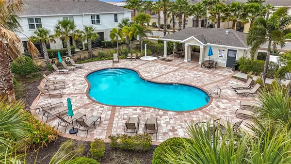 $300,000 | 10927 Verawood Drive, Riverview, FL 33579