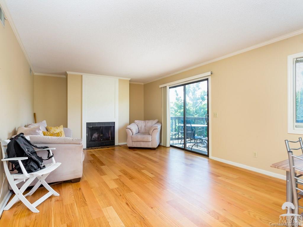 201 Racquet Club Road, Unit 10 Asheville, NC 28803 - Photo 2 of 4 Gallery Image 2