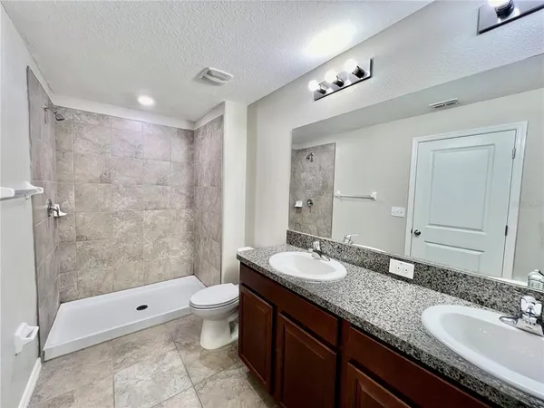 $1,995 | 7639 Ginger Lily Court, Tampa, FL 33619