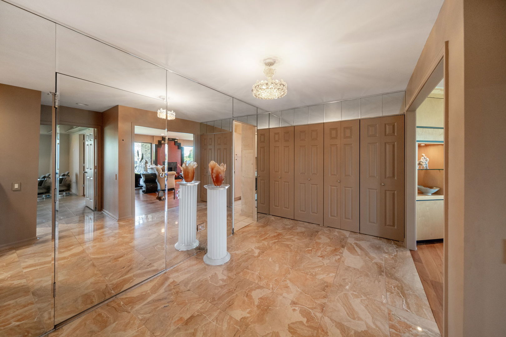 3810 Mission Hills Road, Unit 401 Northbrook, IL 60062 - Photo 3 of 29