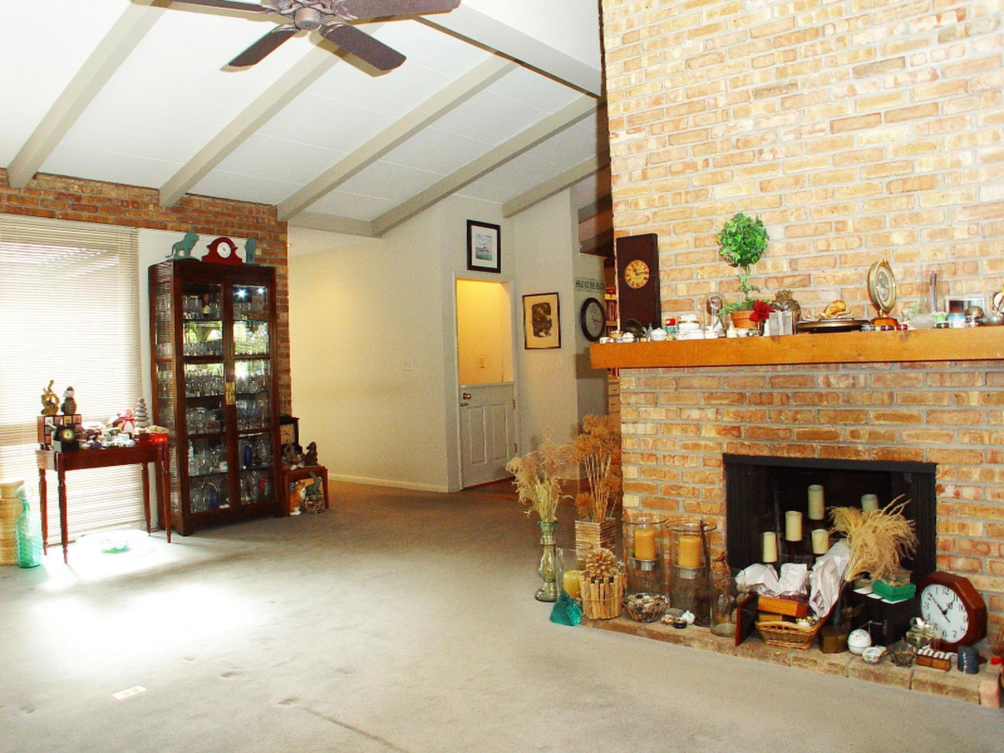 383 Ridgeway Street St. Joseph, MI 49085 - Photo 5 of 23 16