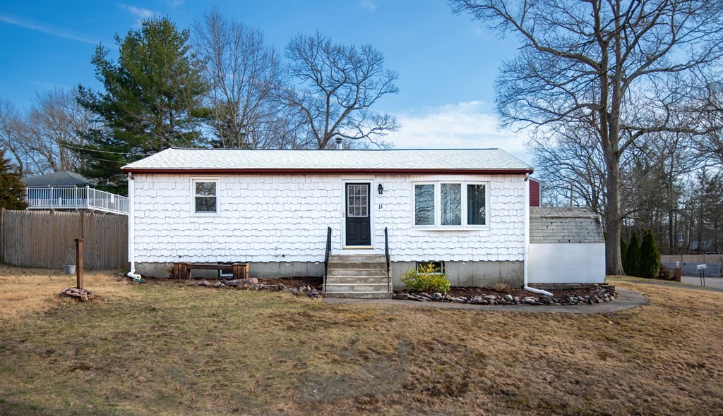 11 Rand Street Randolph, MA 02368 - Photo 1 of 14