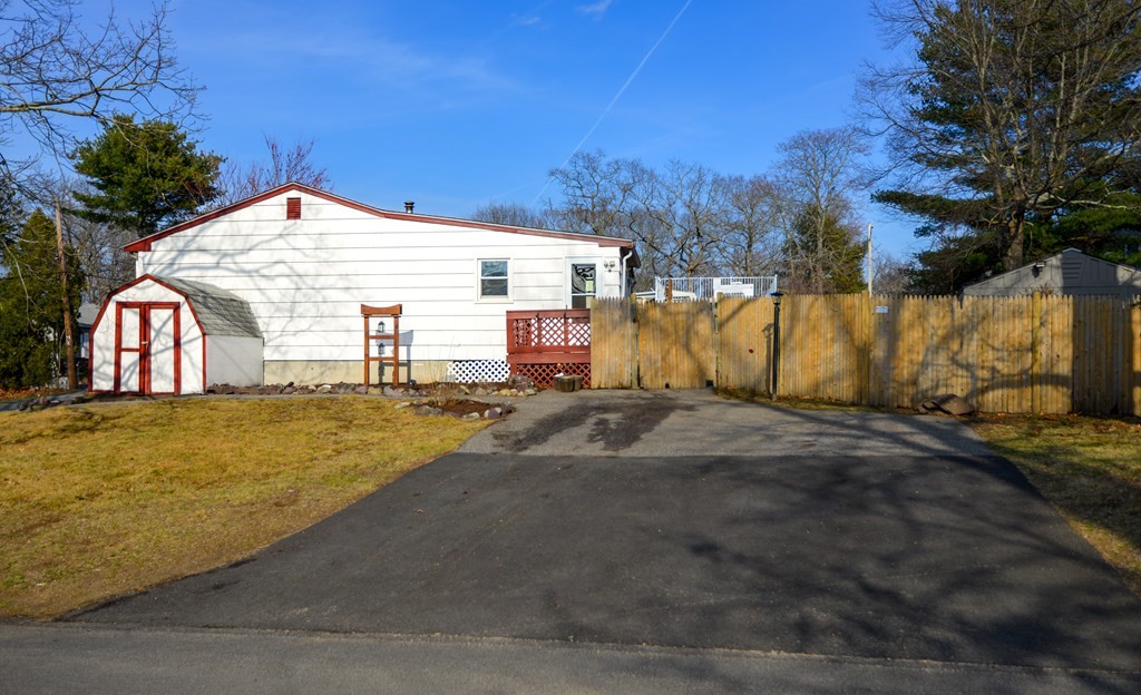 11 Rand Street Randolph, MA 02368 - Photo 3 of 14