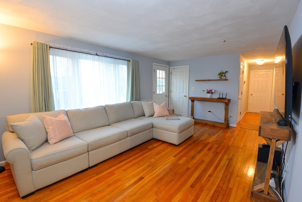 11 Rand Street Randolph, MA 02368 - Photo 6 of 14