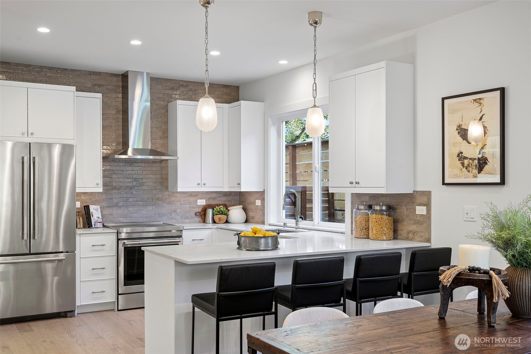 8007 25th Avenue Northwest Seattle, WA 98117 - Photo 14 of 31