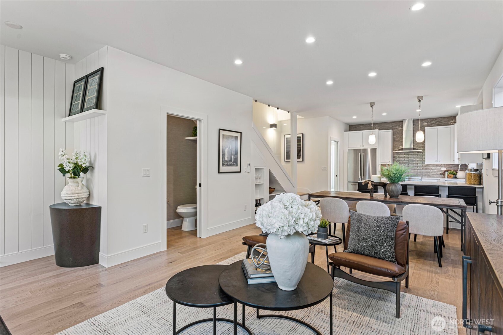 8007 25th Avenue Northwest Seattle, WA 98117 - Photo 10 of 31