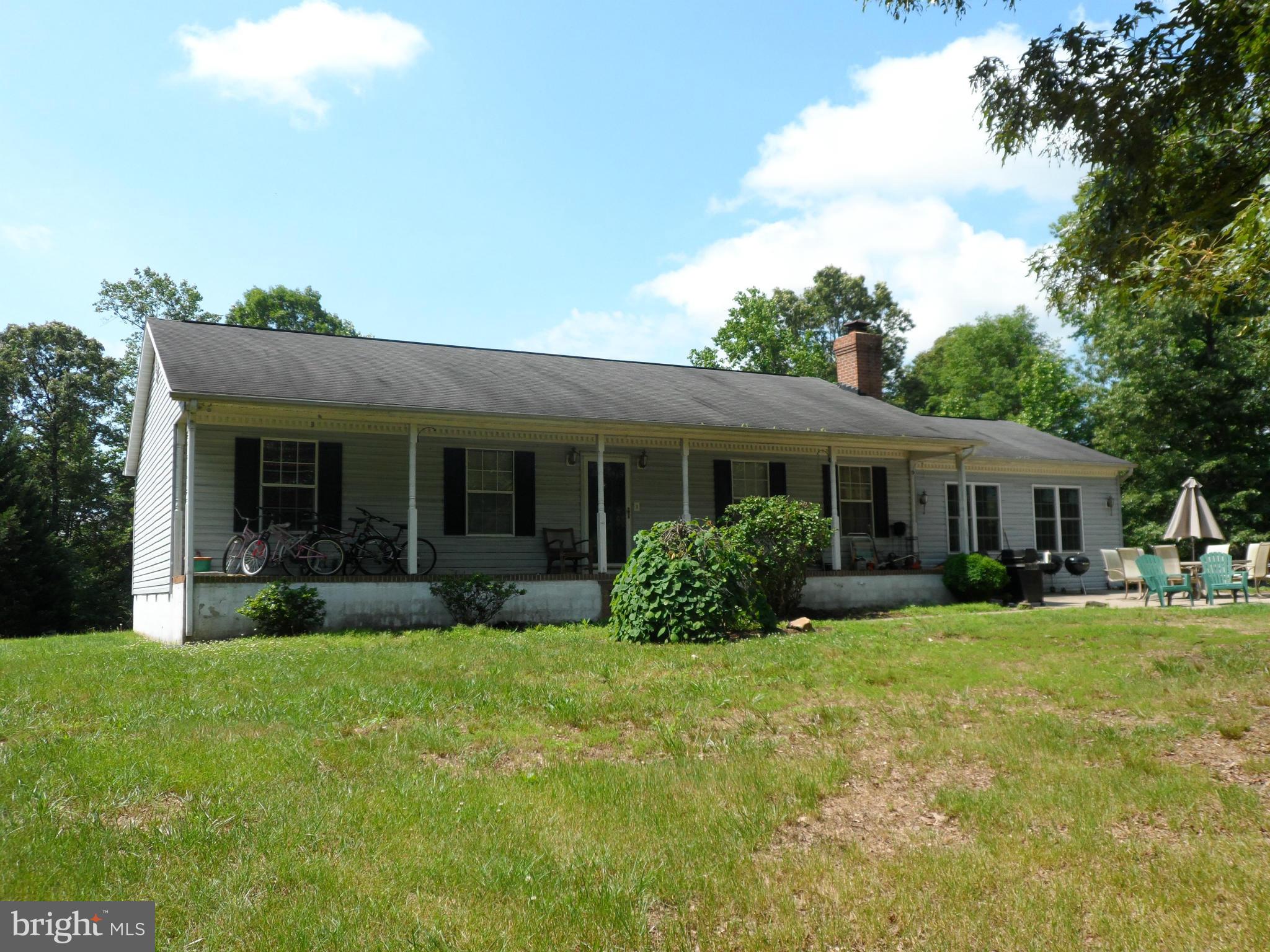12376 Prim Road King George, VA 22485 - Photo 2 of 7 Privacy Abounds!