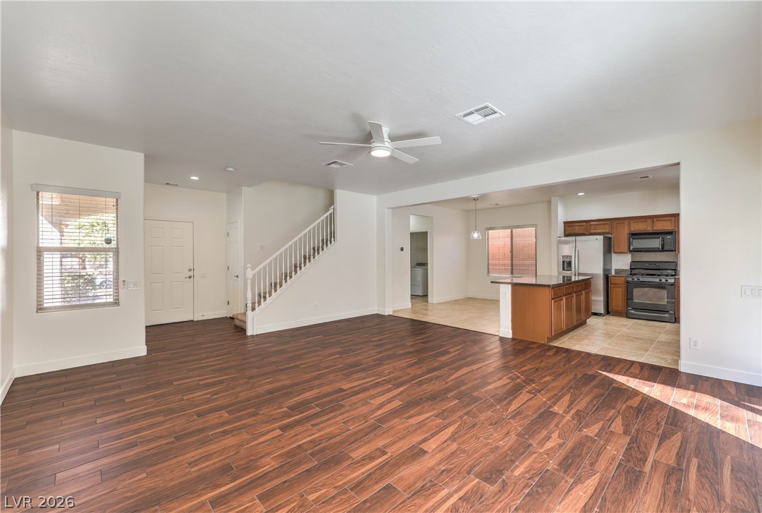 2705 Rimbaud Street Henderson, NV 89044 - Photo 5 of 37