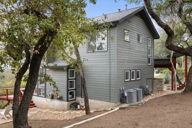 $850,000 | 7504 Anaqua Drive, Austin, TX 78730