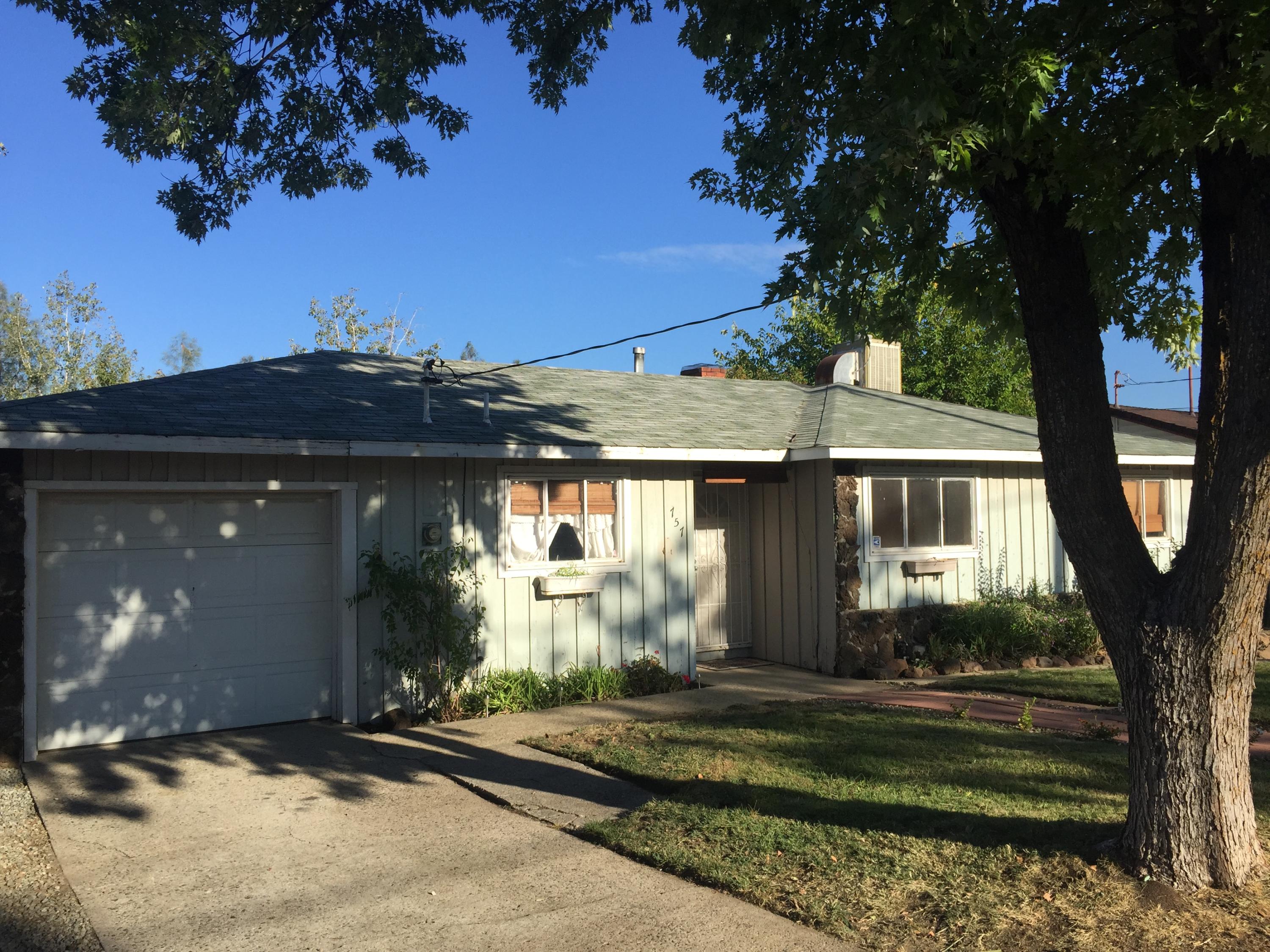 757 Ridge Road Redding, CA 96003 - Photo 1 of 25 Front