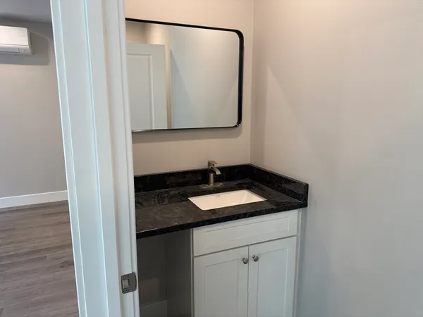 $3,000 | 251 Sladen Street, Unit 304, Dracut, MA 01826