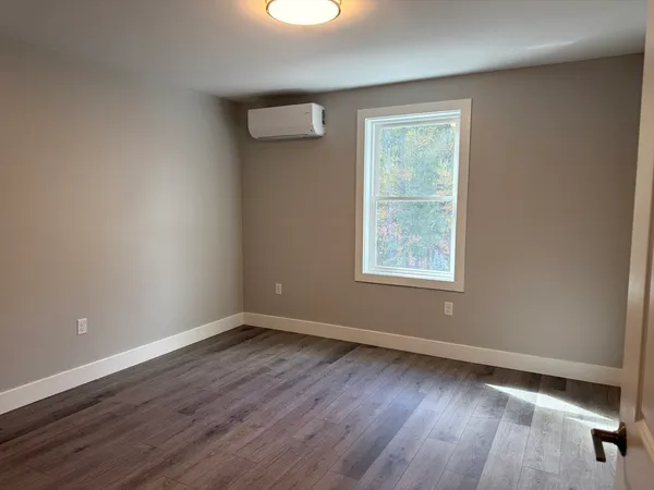 $3,000 | 251 Sladen Street, Unit 304, Dracut, MA 01826