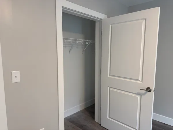 $3,000 | 251 Sladen Street, Unit 304, Dracut, MA 01826