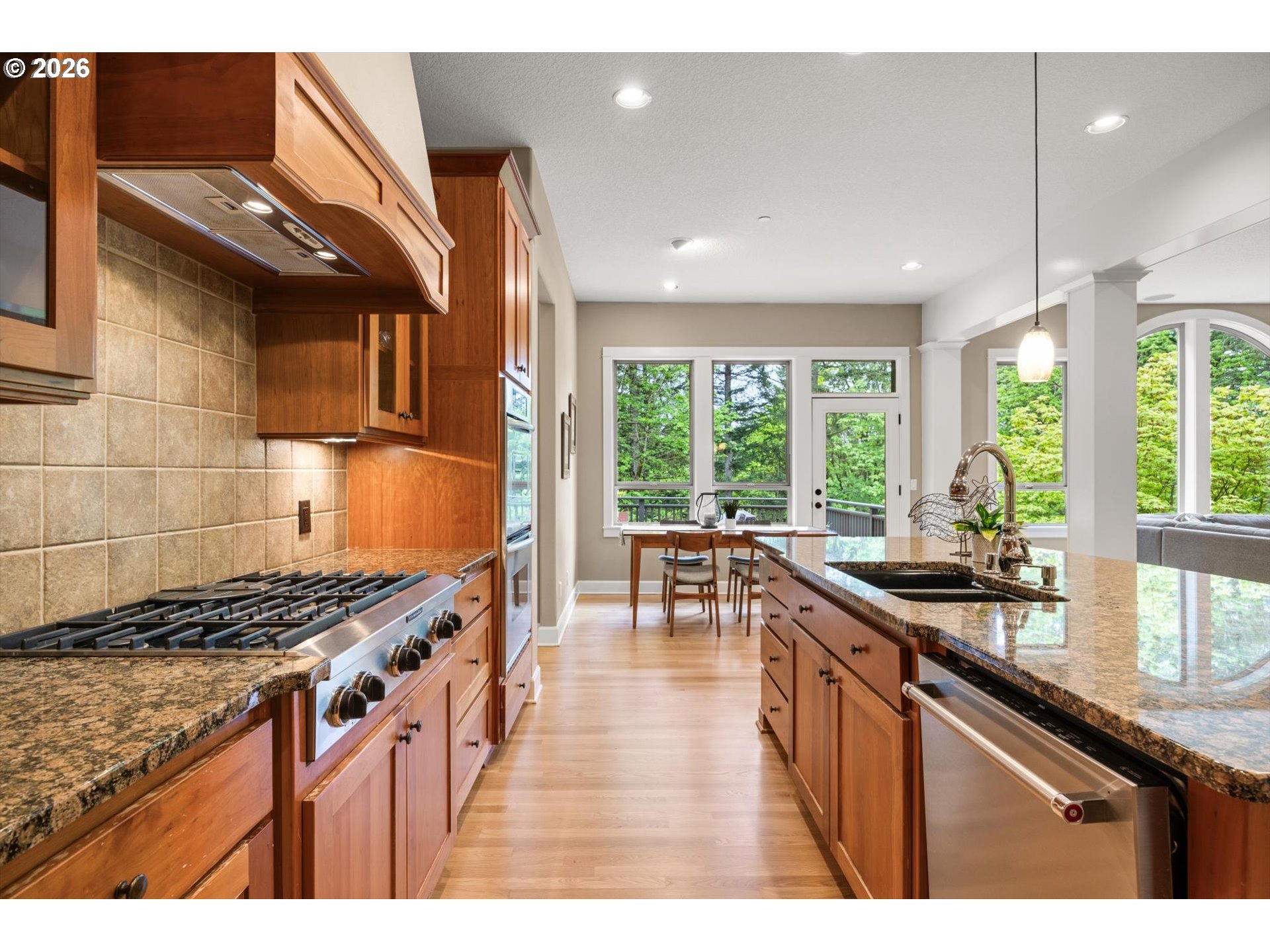 8711 Southwest Amicus Terrace Beaverton, OR 97007 - Photo 17 of 48 Kitchen