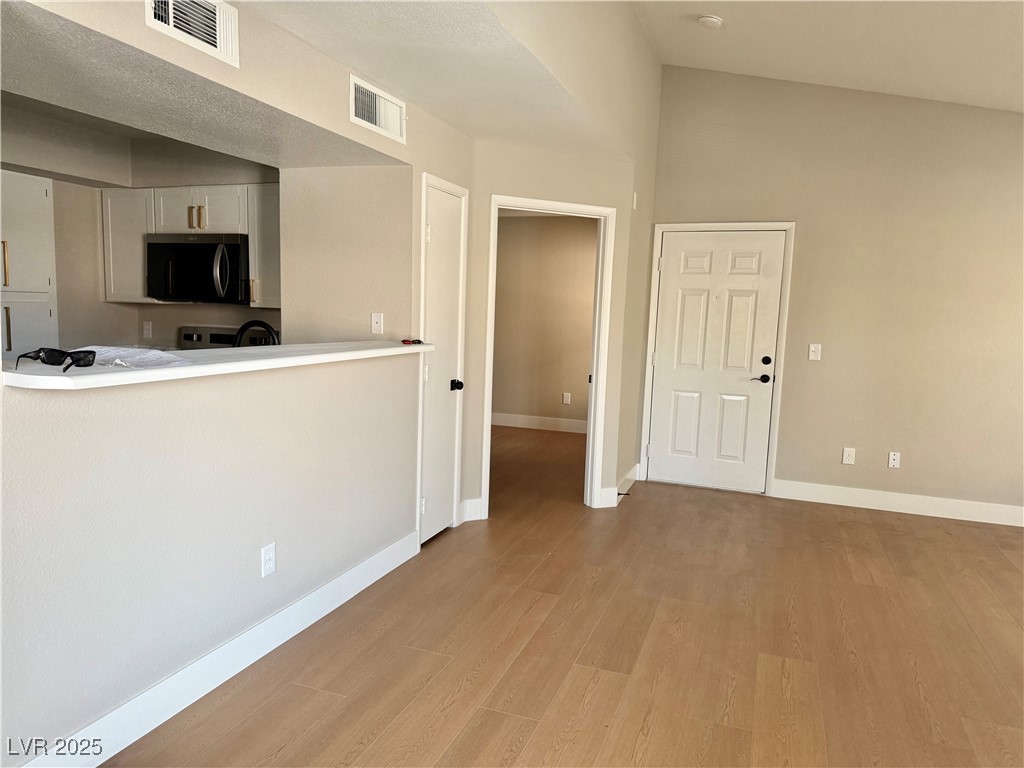 1150 North Buffalo Drive, Unit 2025 Las Vegas, NV 89128 - Photo 13 of 20