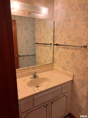 $169,900 | 630 Mission Drive, Kewanee, IL 61443