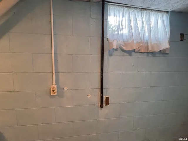 $169,900 | 630 Mission Drive, Kewanee, IL 61443