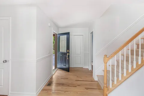$1,399,000 | 138 A Montauk Highway, Westhampton, NY 11977