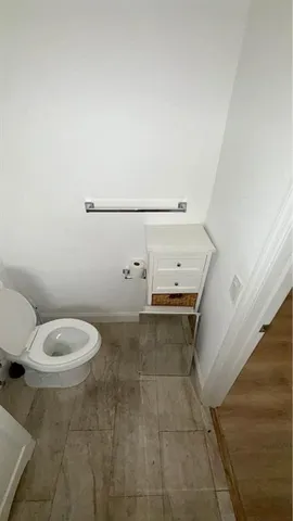 $1,690 | 800 Moffett Street, Unit 3, Hallandale Beach, FL 33009