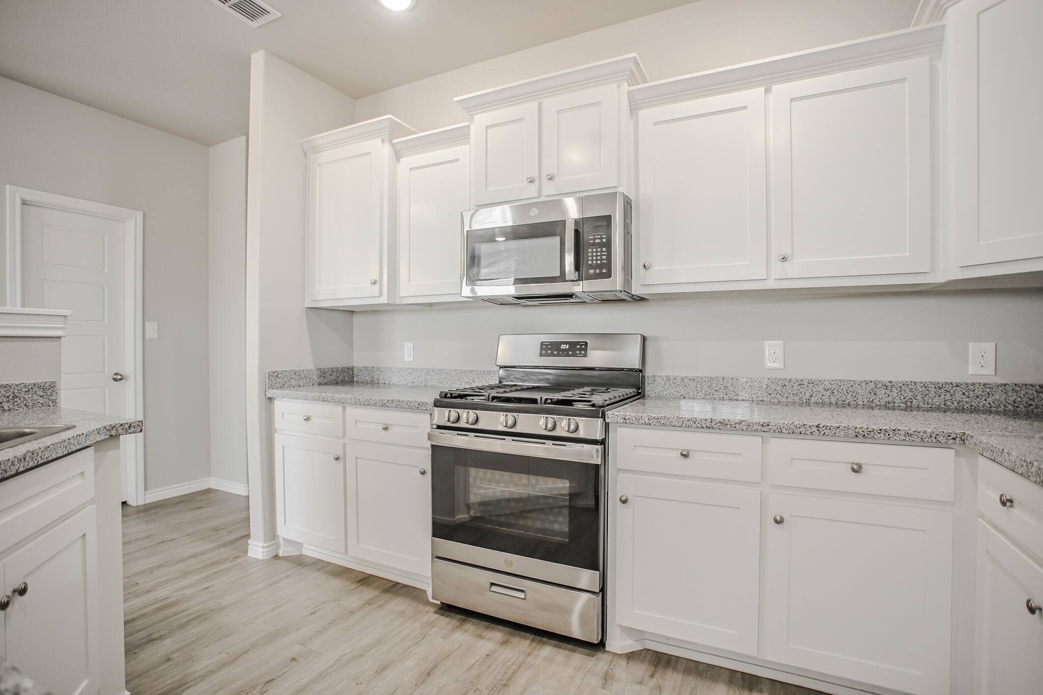 7002 11th Street Lubbock, TX 79416 - Photo 14 of 37 Haleydphotography-16