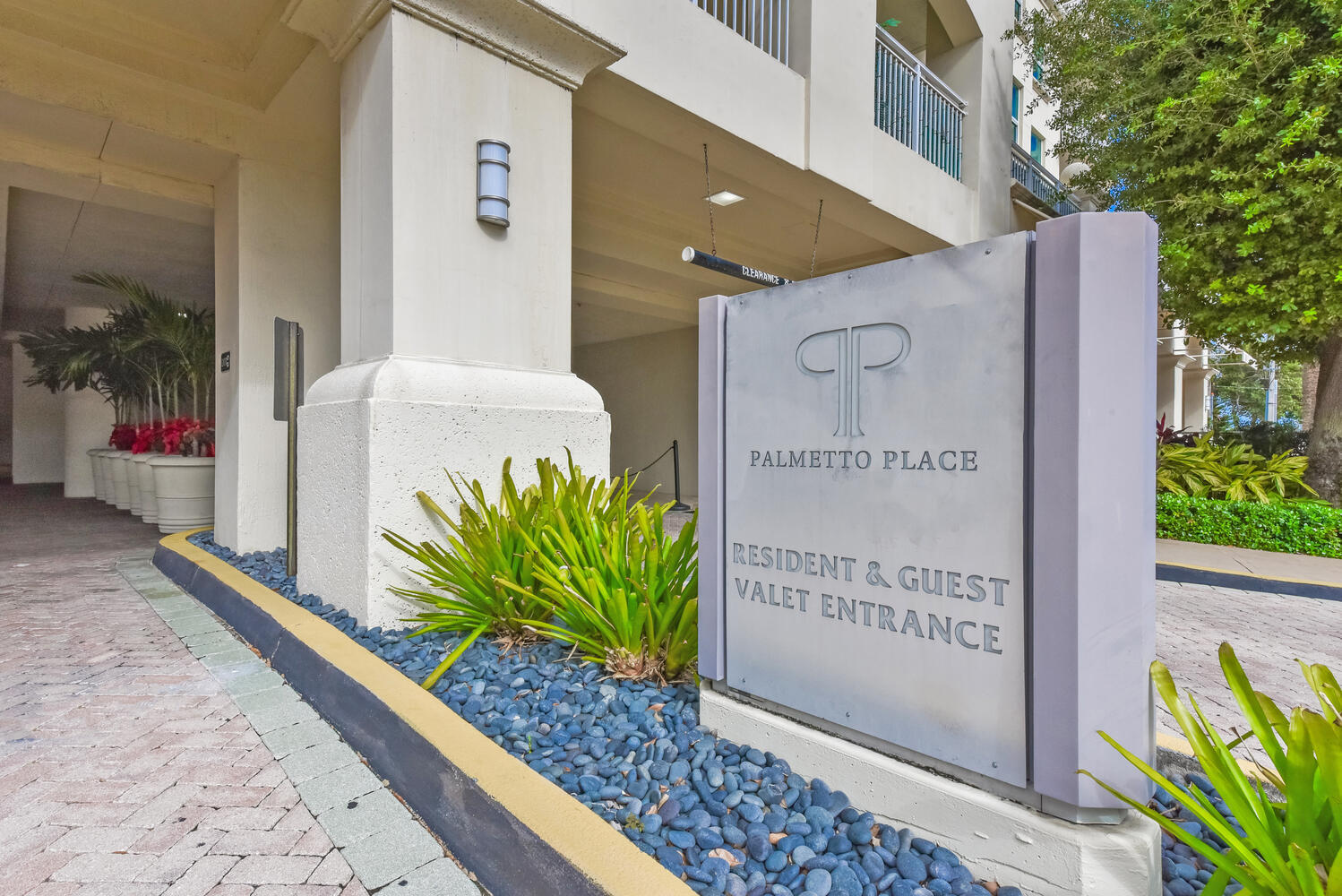 99 Southeast Mizner Boulevard, Unit PH 909 Boca Raton, FL 33432 - Photo 36 of 51 a sign on the side of a building