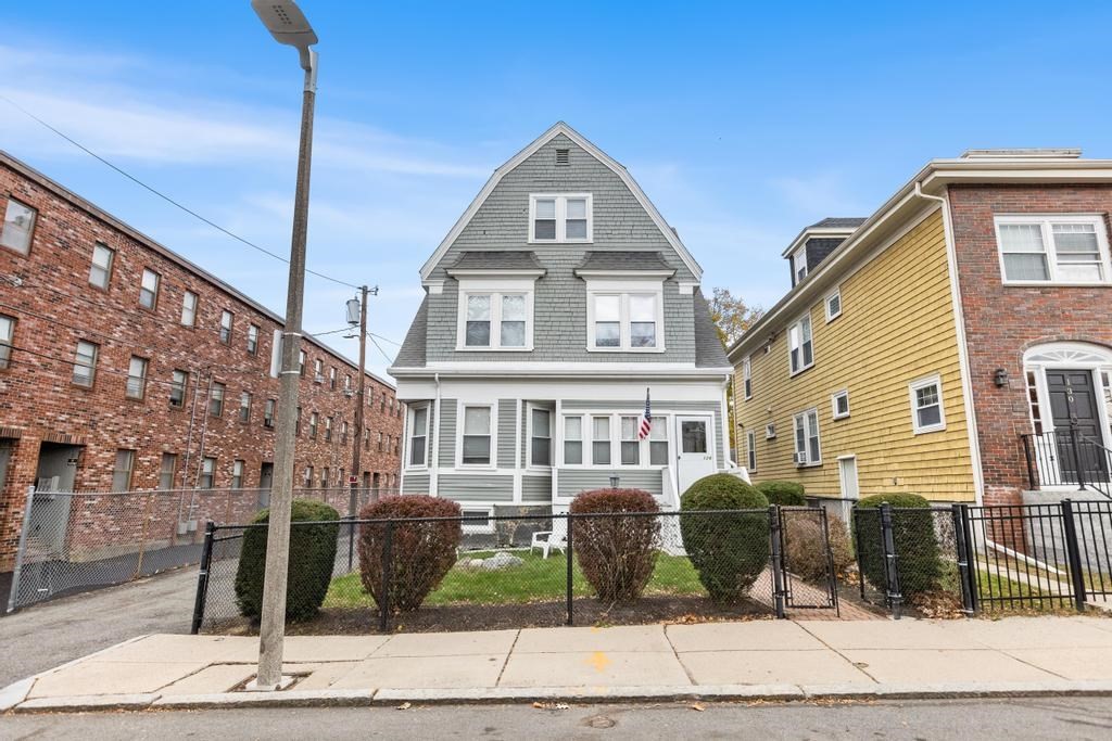 126 Msgr Patrick J Lydon Way, Unit 1 Boston, MA 02124 - Photo 21 of 24