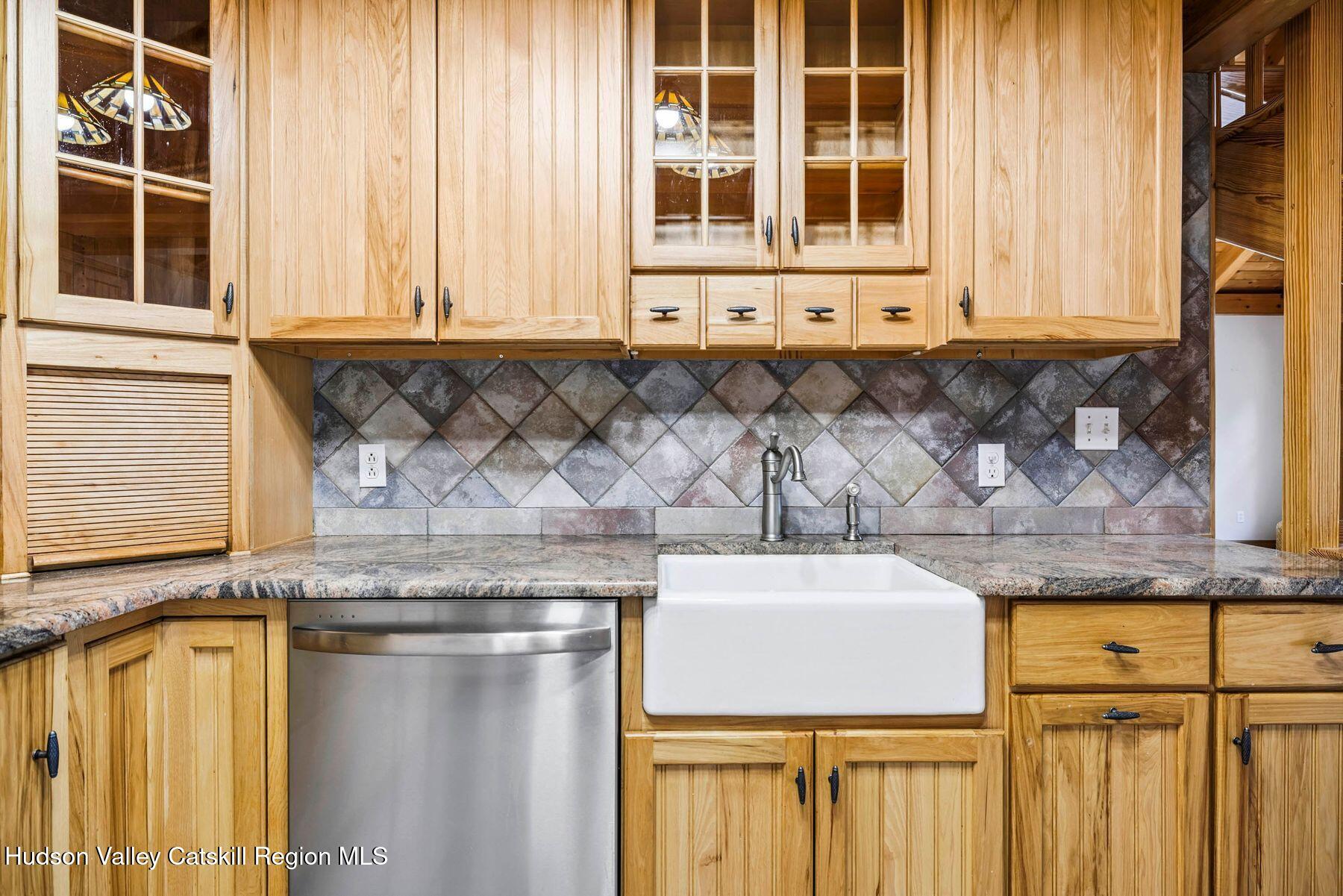 8 Evans Road Windham, NY 12496 - Photo 13 of 67 photo_online_019