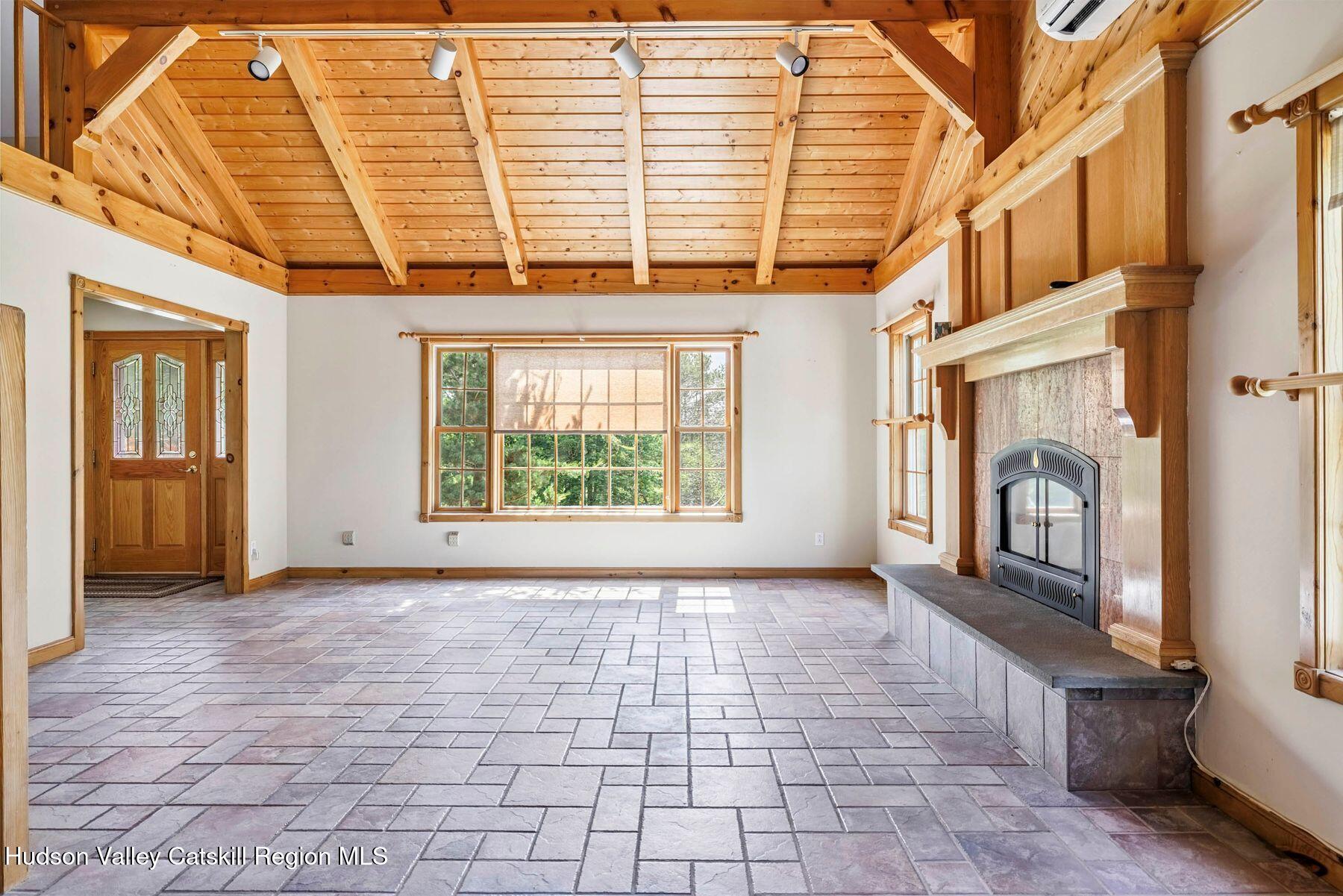 8 Evans Road Windham, NY 12496 - Photo 6 of 67 photo_online_016