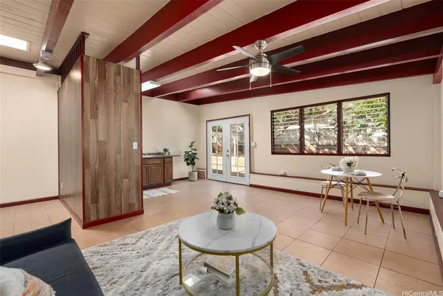 a view of entryway with kitchen