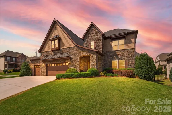 $1,049,900 | 204 Copper Hawk Court, Fort Mill, SC 29715