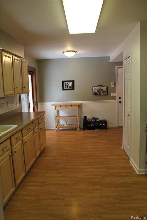 717 Kentucky Drive Rochester Hills, MI 48307 - Photo 22 of 49