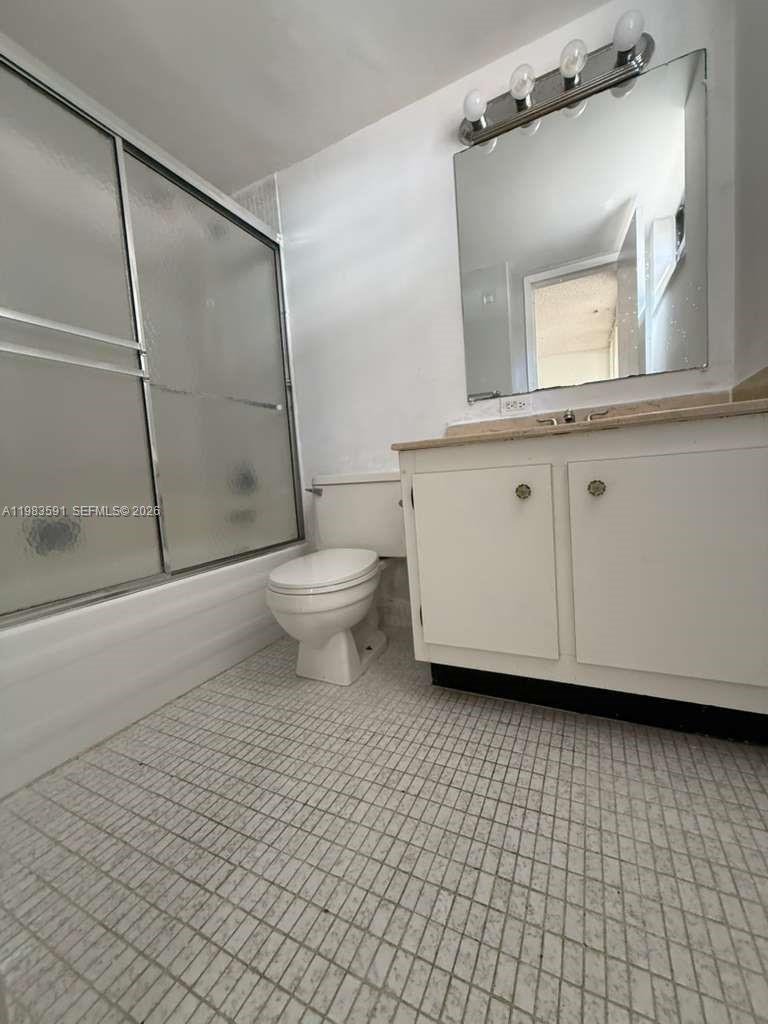 16909 North Bay Road, Unit 211 Sunny Isles Beach, FL 33160 - Photo 11 of 15