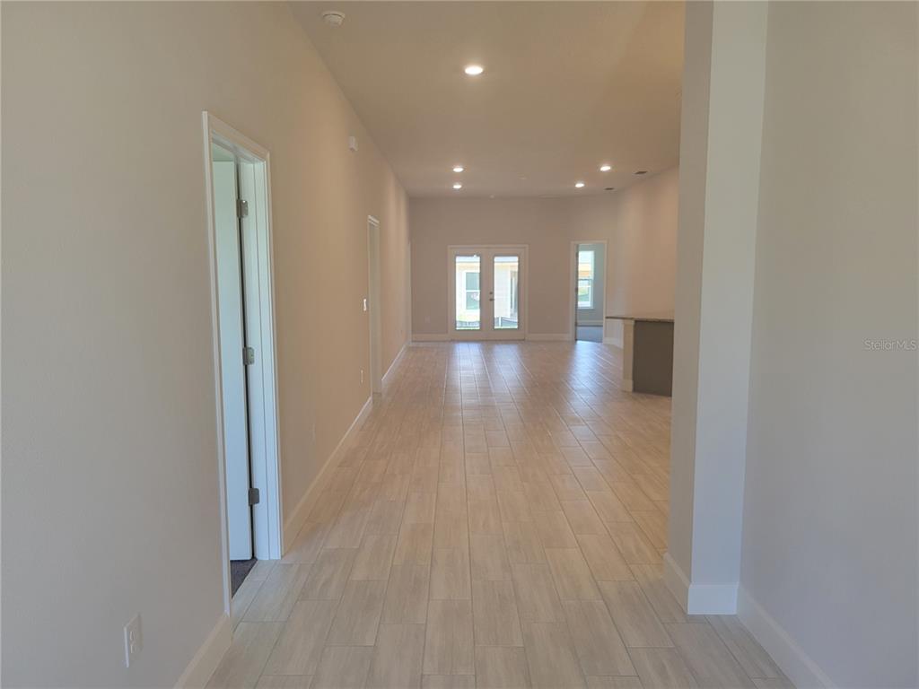 13307 Ogden Glade Road Dade City, FL 33525 - Photo 7 of 28