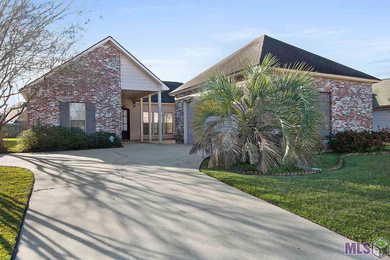 10538 Springpark Avenue Baton Rouge, LA 70810 - Photo 1 of 9
