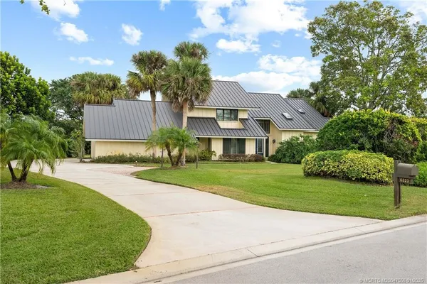 $650,000 | 6323 Southeast Farmington Place, Stuart, FL 34997