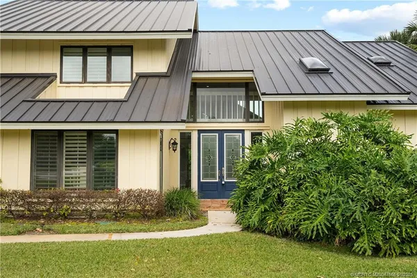 $650,000 | 6323 Southeast Farmington Place, Stuart, FL 34997