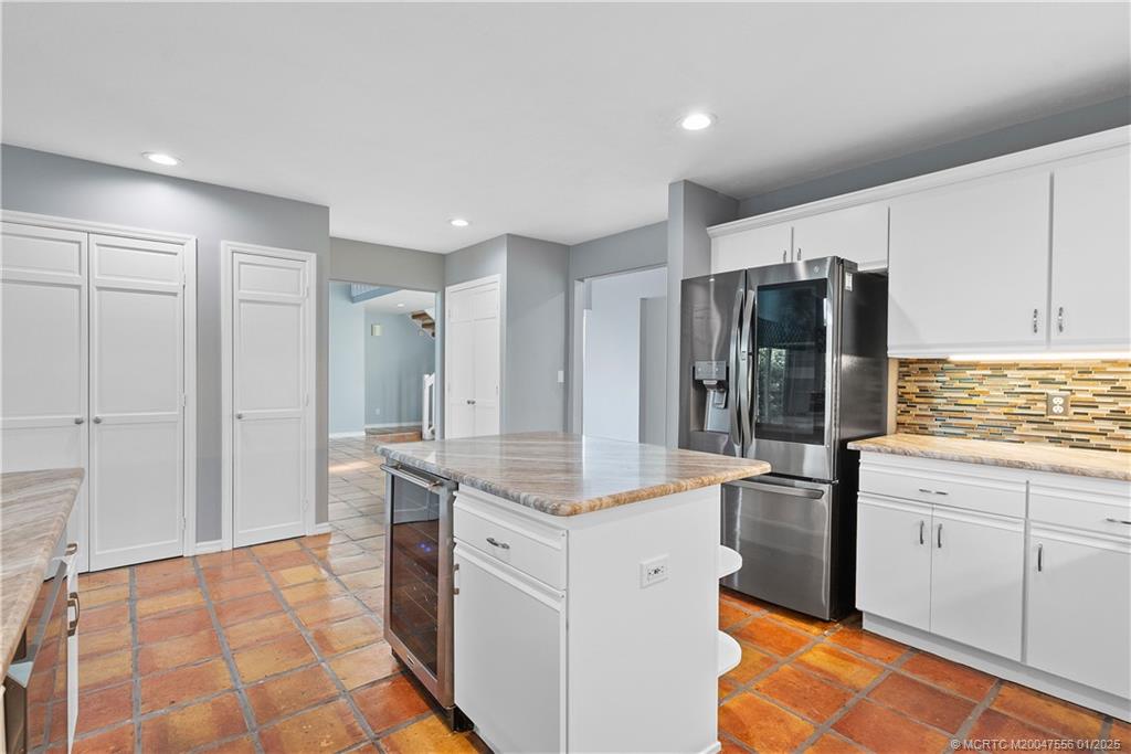 6323 Southeast Farmington Place Stuart, FL 34997 - Photo 9 of 46