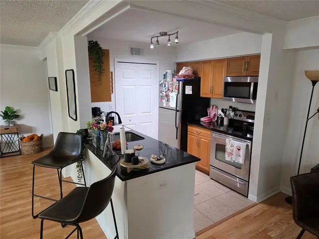 $1,500 | 3301 Haviland Court, Unit 104, Palm Harbor, FL 34684