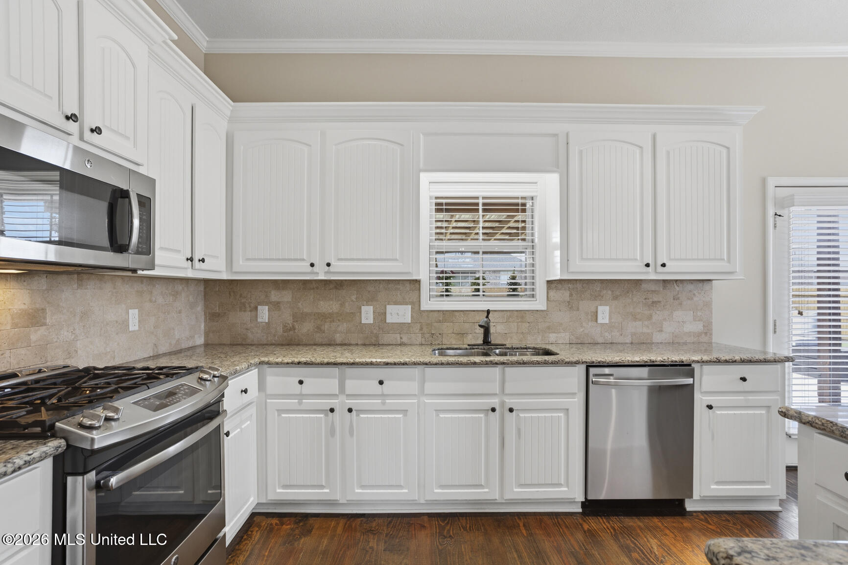 157 Falls Crossing Madison, MS 39110 - Photo 20 of 44 SS Appliances