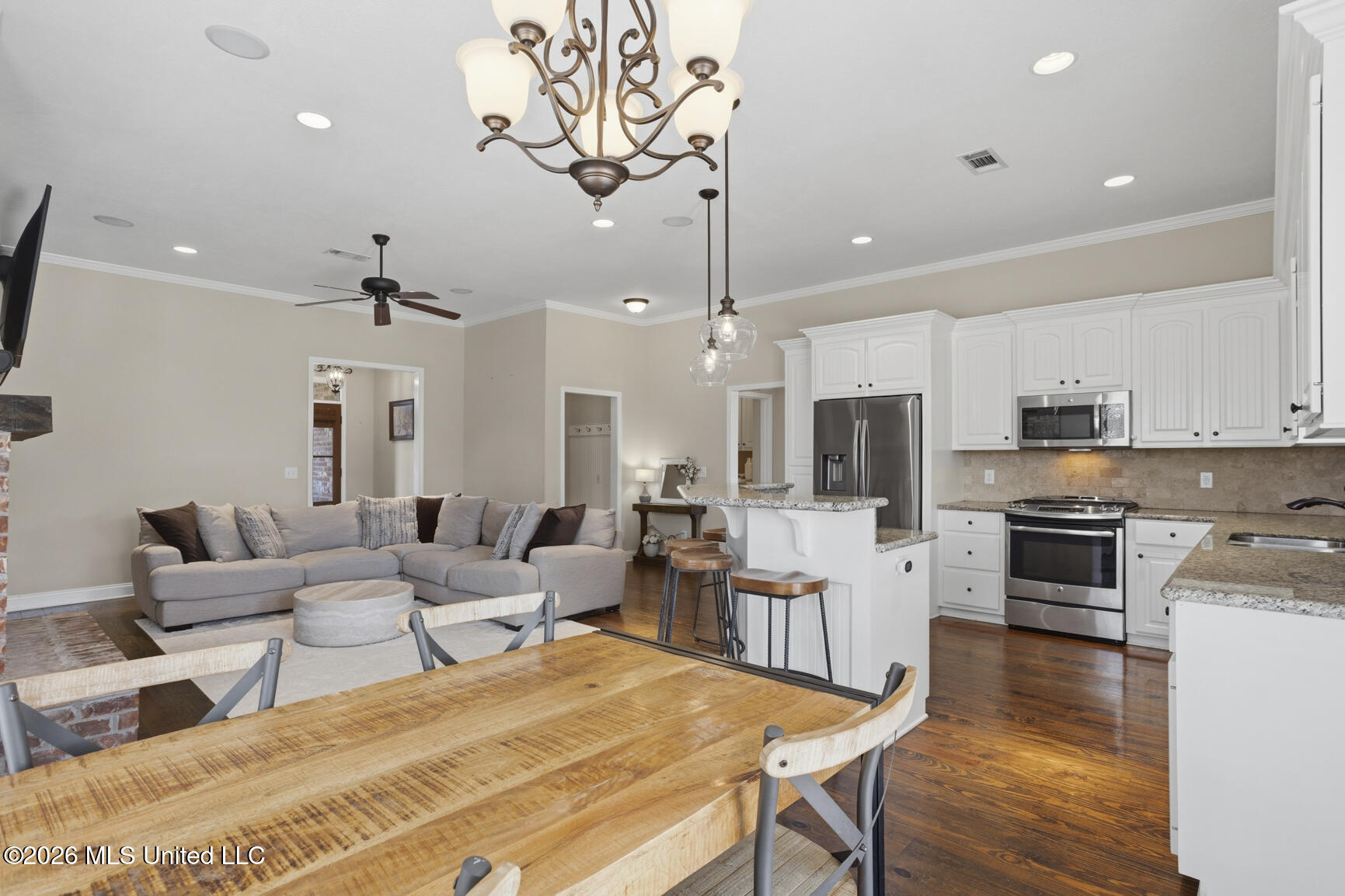 157 Falls Crossing Madison, MS 39110 - Photo 22 of 44 View from Breakfast Room