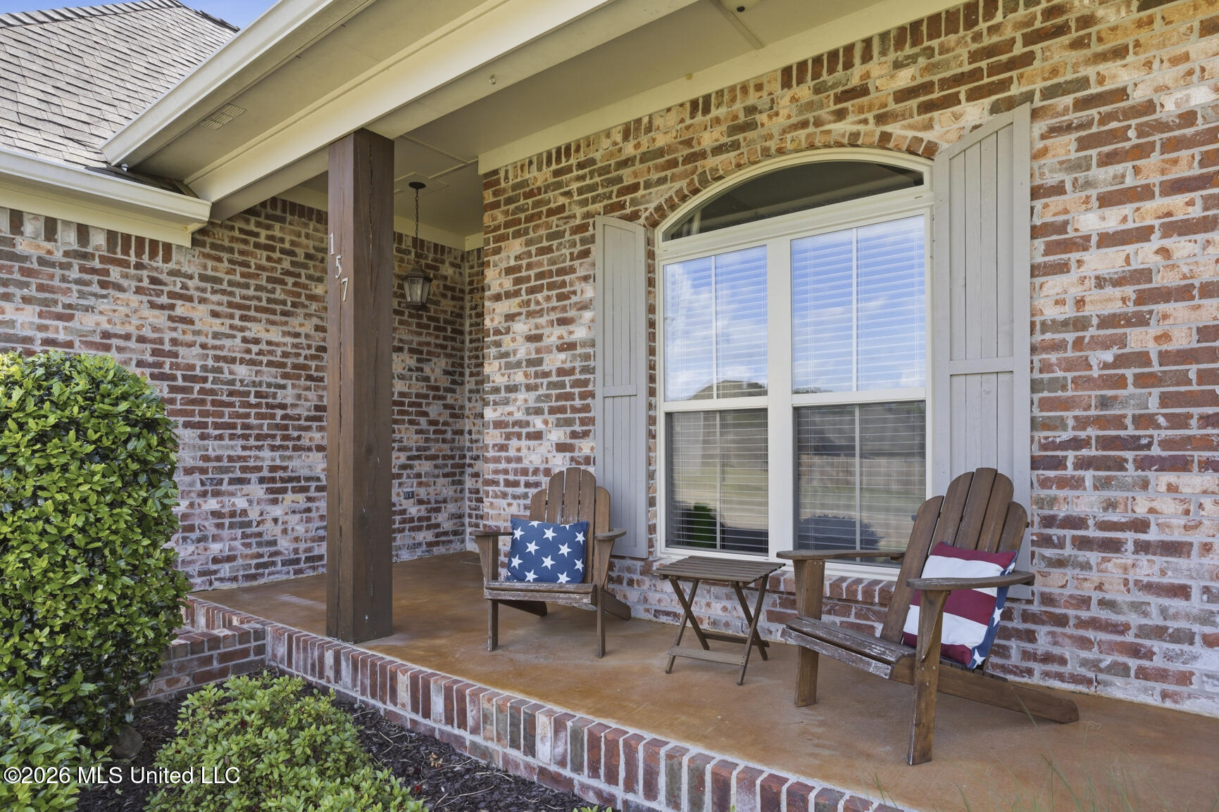 157 Falls Crossing Madison, MS 39110 - Photo 8 of 44 Spacious Covered Front Porch