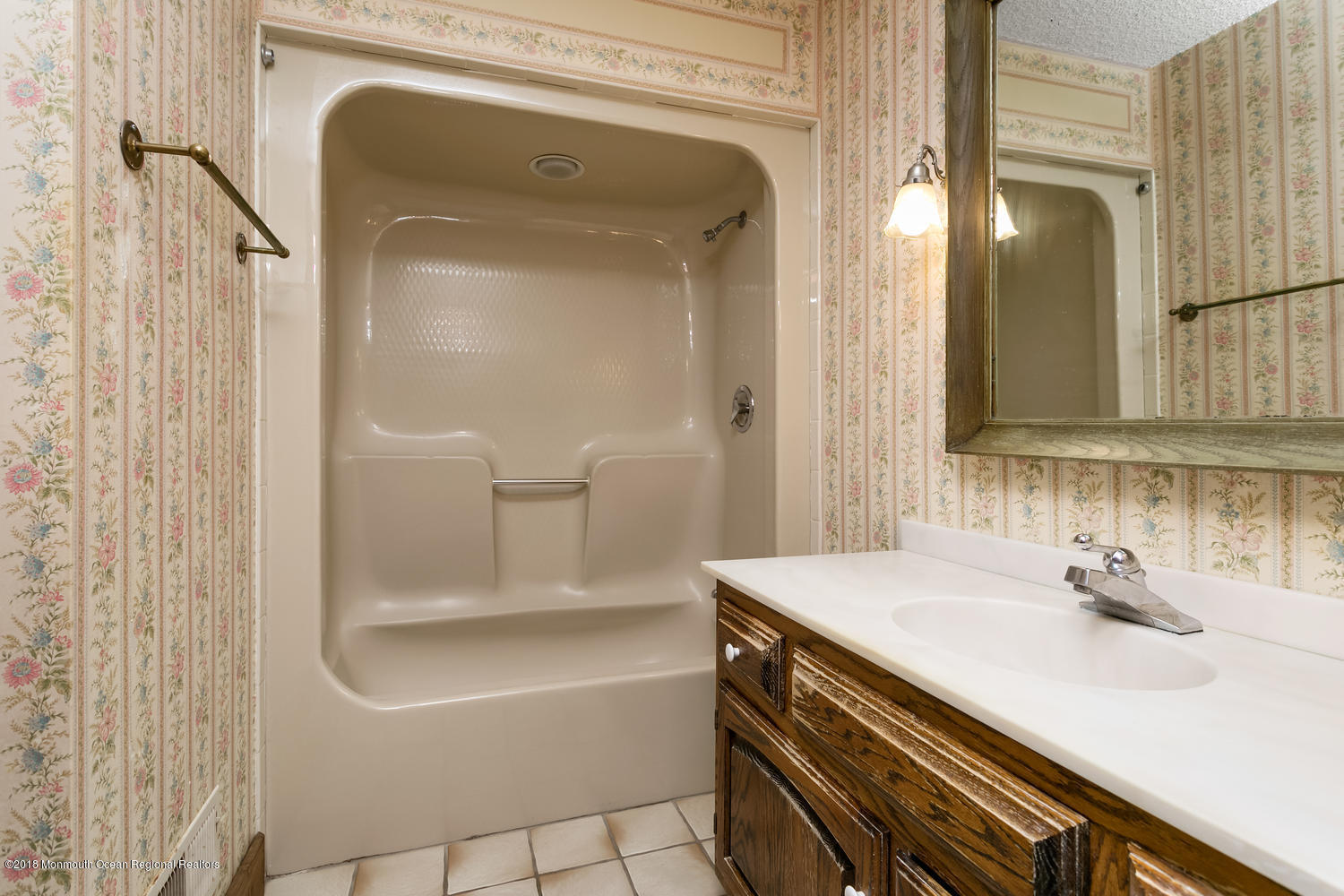 638 Rankin Road Brielle, NJ 08730 - Photo 17 of 26 638 Rankin Rd Brielle NJ 08730-large-017