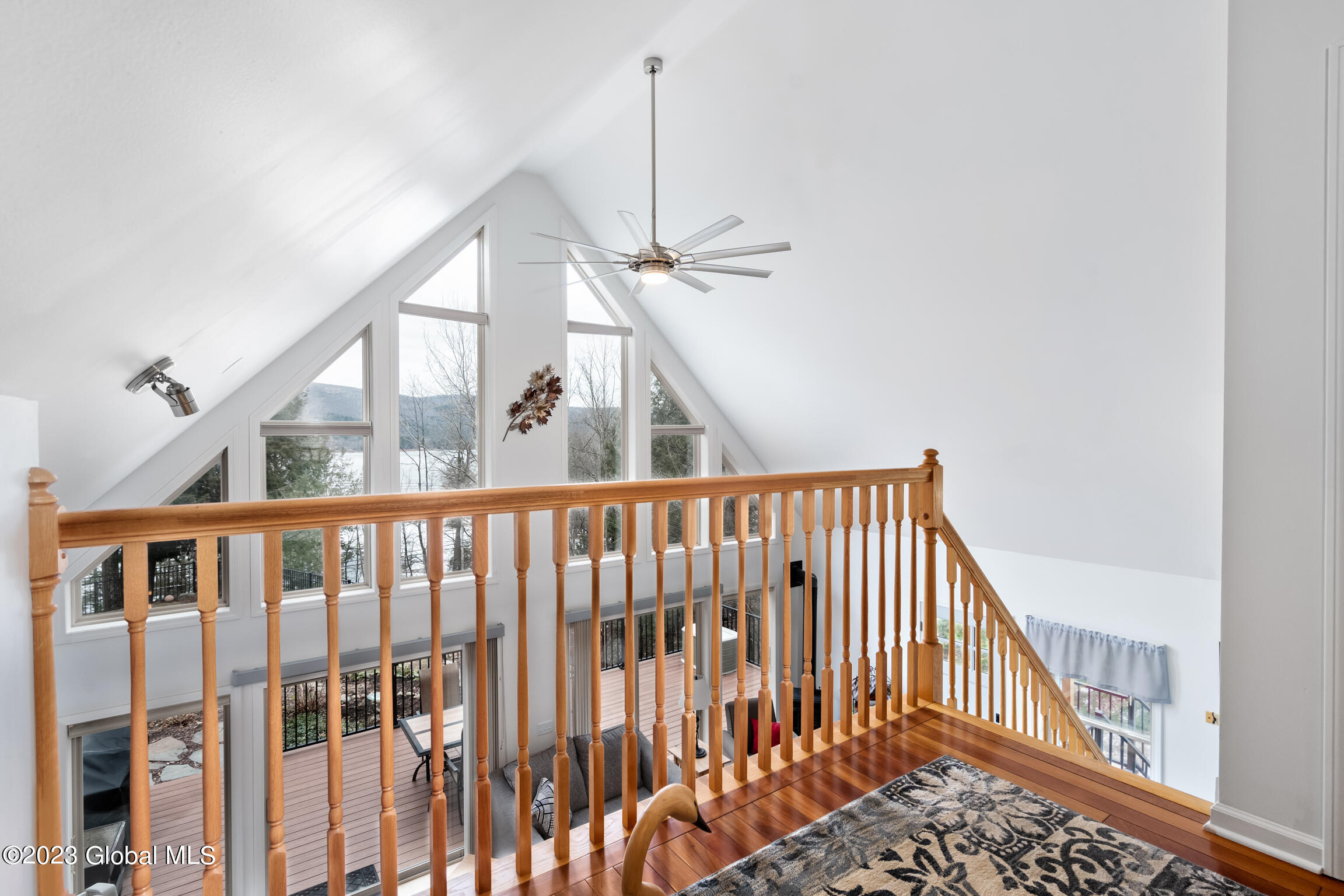 605 North Shore Road Hadley, NY 12835 - Photo 25 of 42 z 5 605 N SHORE INTERIORS-25