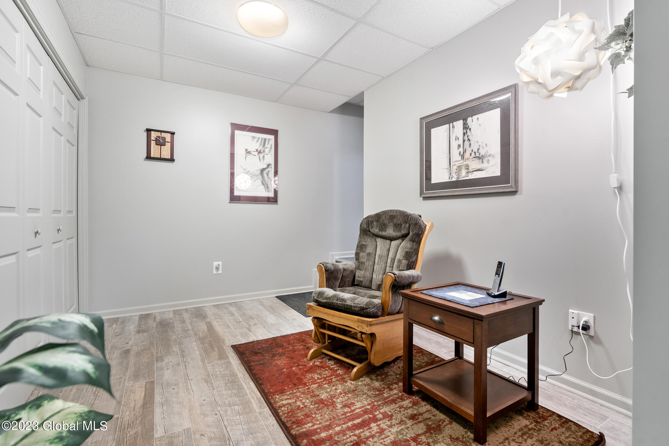 605 North Shore Road Hadley, NY 12835 - Photo 35 of 42 z13 605 N SHORE INTERIORS-36