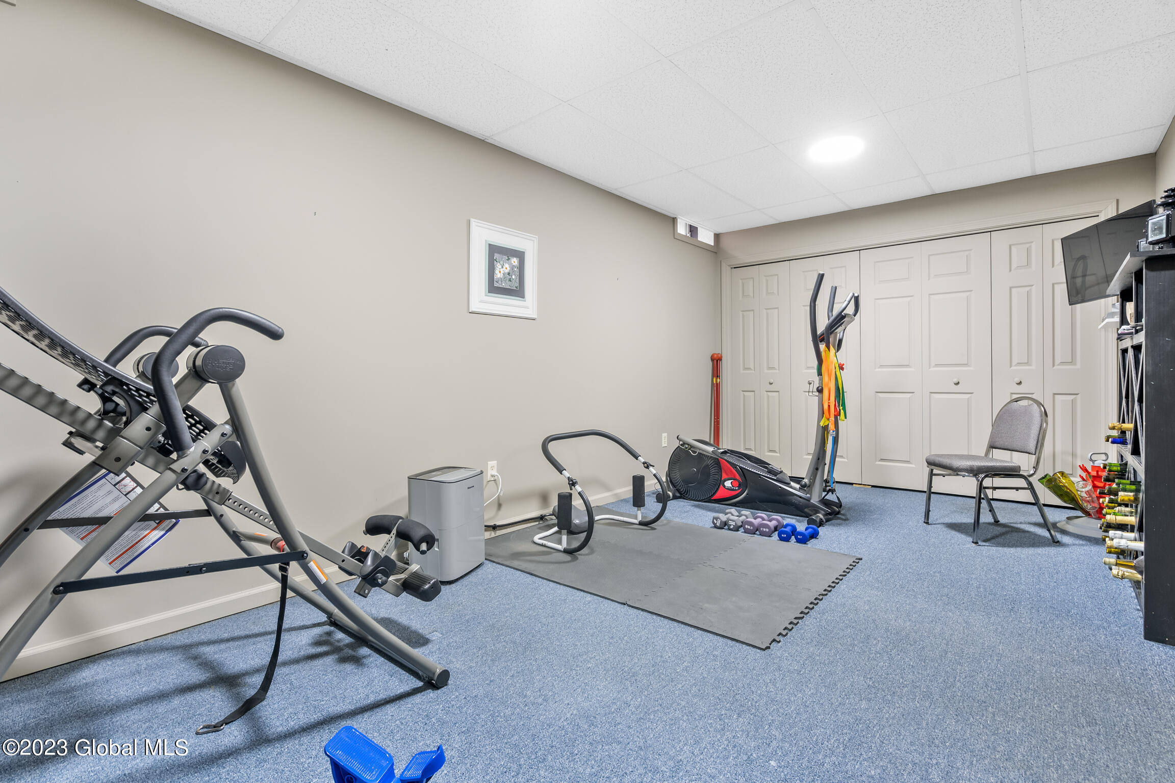 605 North Shore Road Hadley, NY 12835 - Photo 38 of 42 z16 605 N SHORE INTERIORS-39