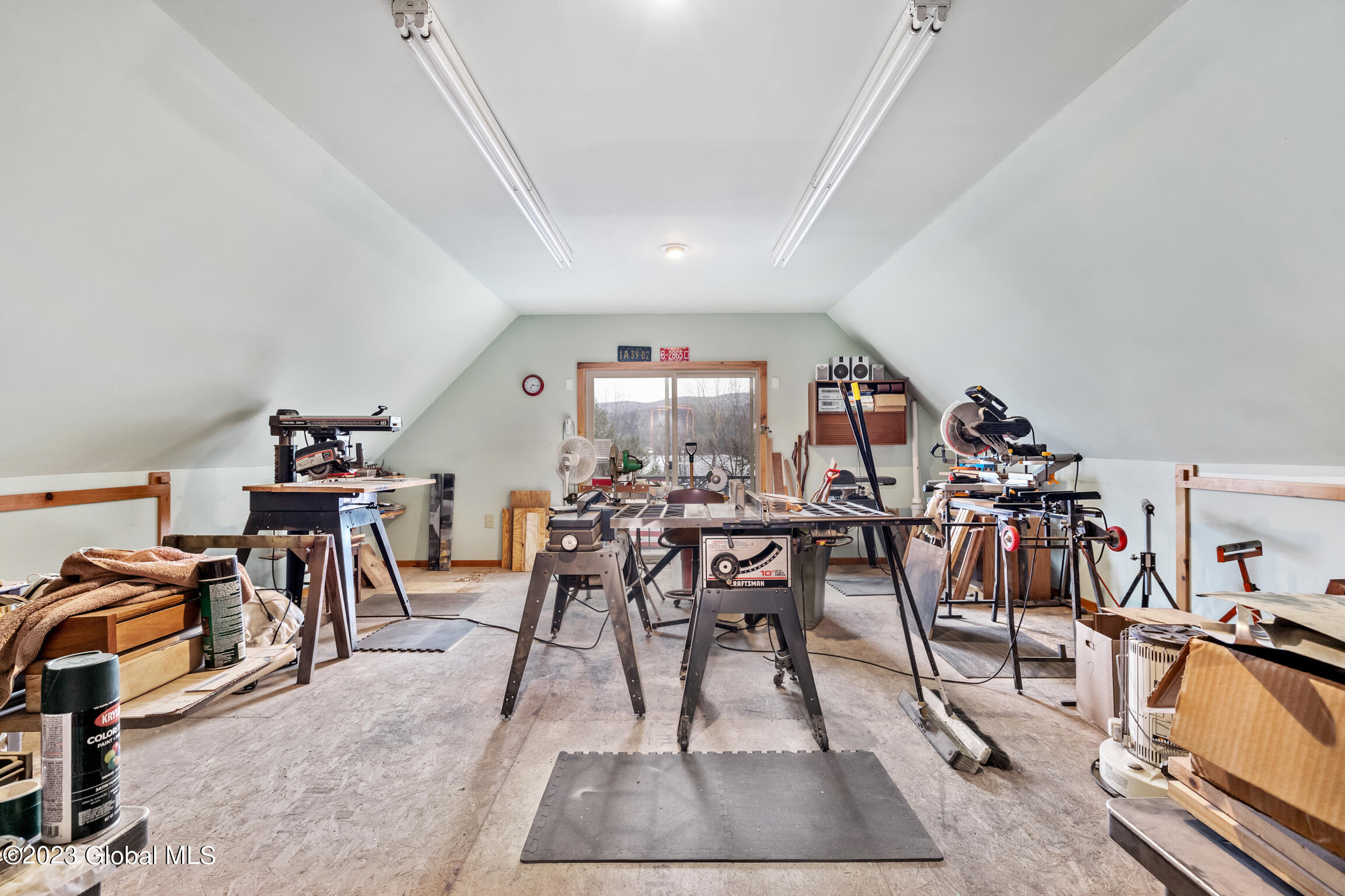 605 North Shore Road Hadley, NY 12835 - Photo 39 of 42 z17 605 N SHORE INTERIORS-40