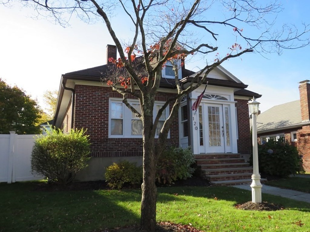 120 Russett Road Boston, MA 02132 - Photo 3 of 22 Gallery Image 3
