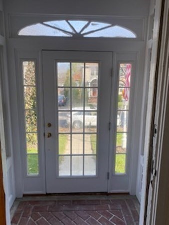 120 Russett Road Boston, MA 02132 - Photo 7 of 22 Gallery Image 7