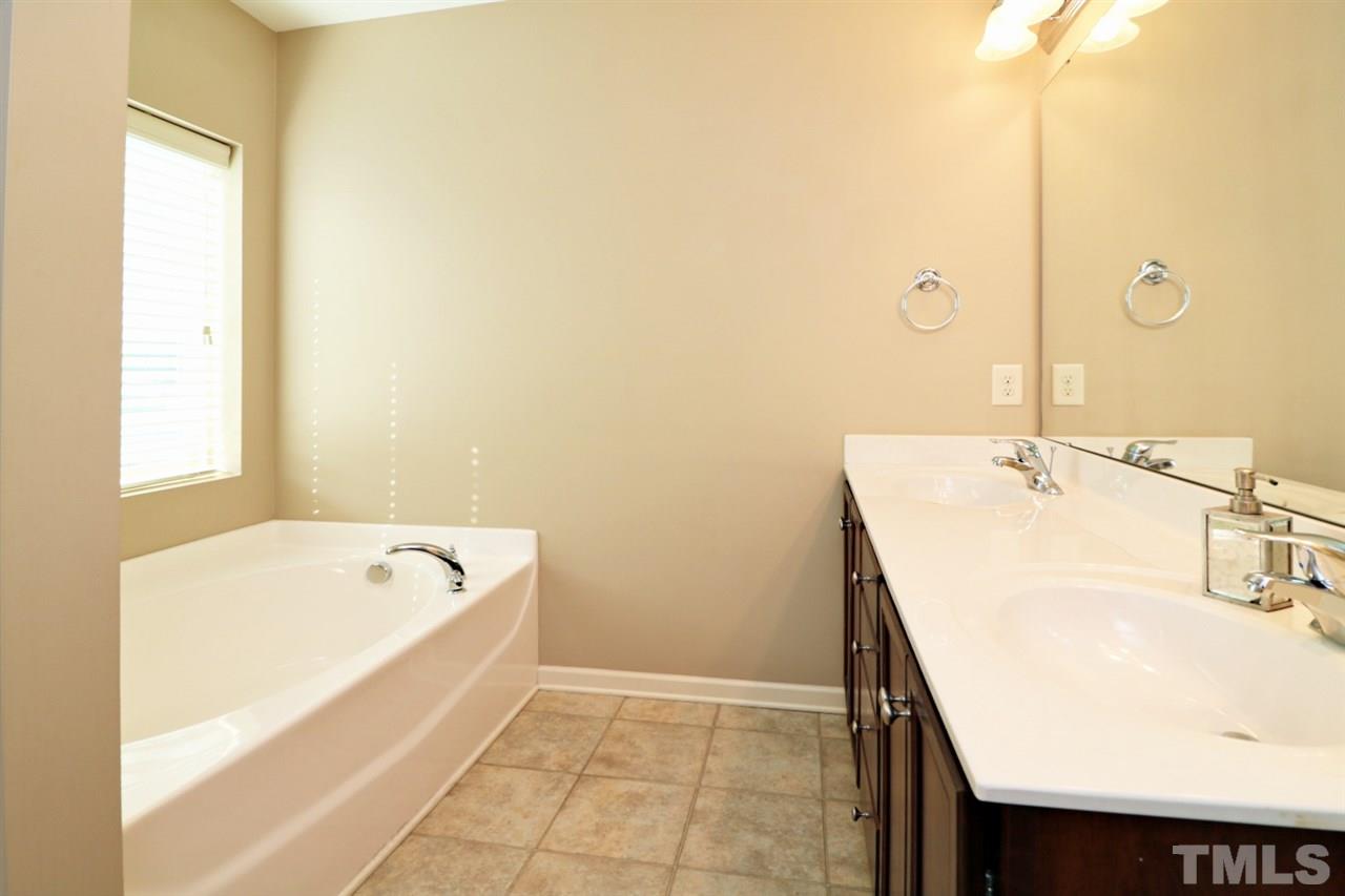 1303 Ranchester Road Knightdale, NC 27545 - Photo 19 of 30 Gallery Image 19