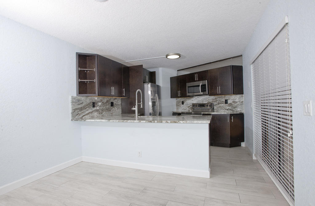 8135 Severn Drive, Unit A Boca Raton, FL 33433 - Photo 4 of 23 Severn 3